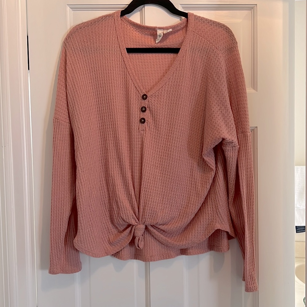 Sky & Sparrow size XL light pink blouse
